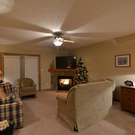 Gorgeous House For Ski Retreat Or Mountain Vacations Snowshoe Exterior foto